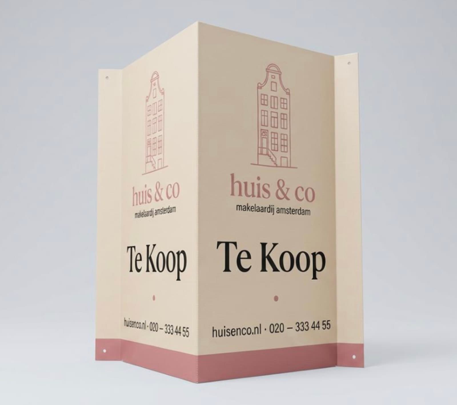 Makelaarsborden te koop — Stadszicht